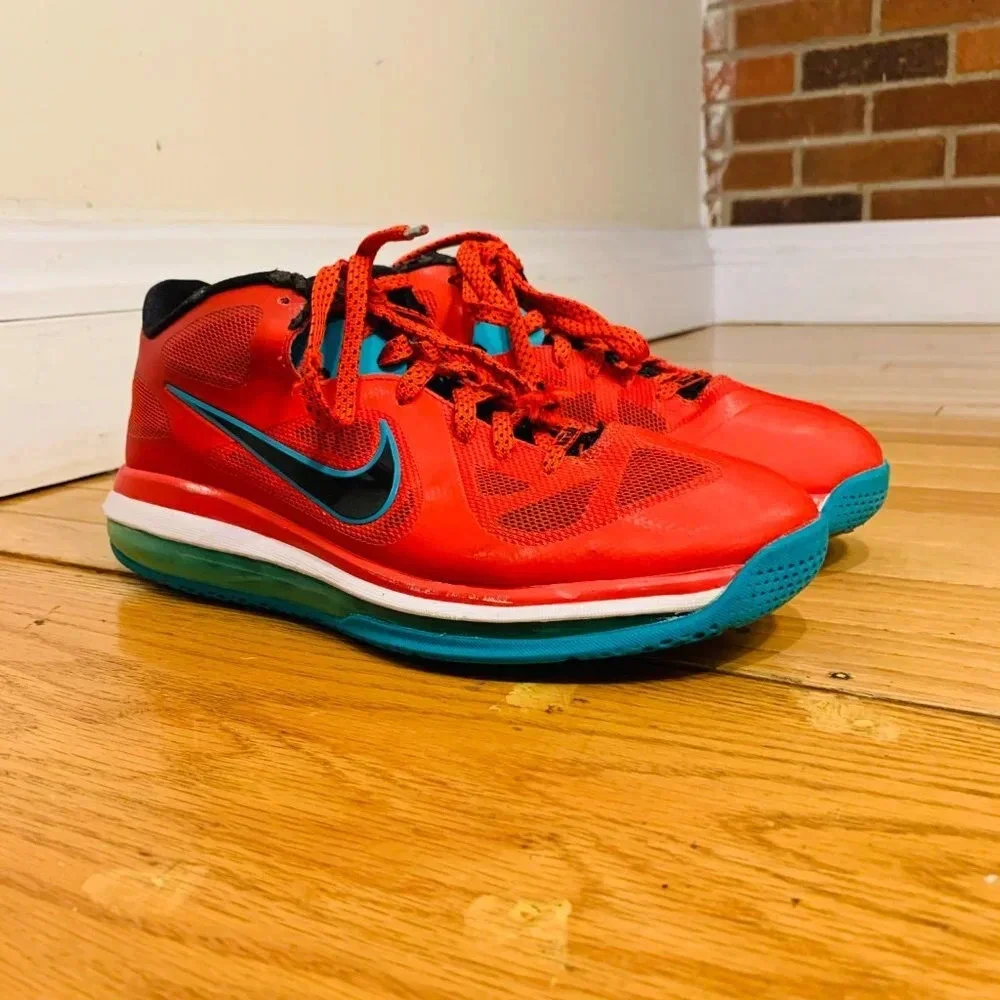 2012 Nike Lebron 9 IX Low Liverpool Football Club - Picture 9 of 13